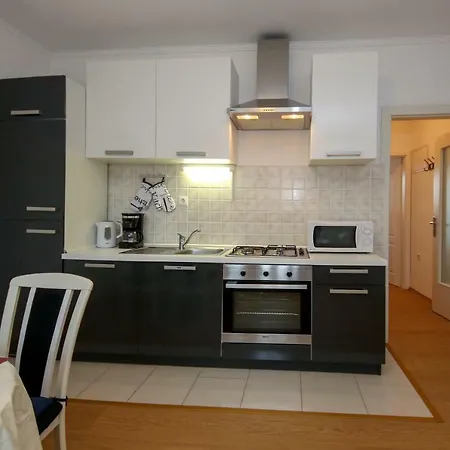 Apartment Nakic Vrpolje Exterior foto